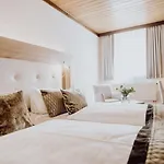 Frauensteiner Hof 3*