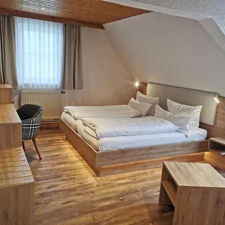 Frauensteiner Hof 3*